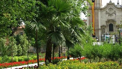 Instituto Hispánico de Murcia - Parque Floridablanca y el Jardín del Malecón