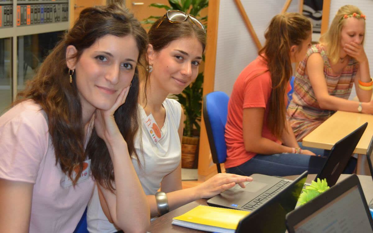 Instituto-Hispanico-of-Murcia-Courses-Special-Erasmus
