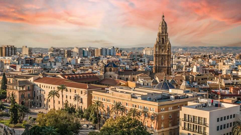 Instituto Hispánico de Murcia - ¿Cuál es la mejor ciudad para aprender español en España?